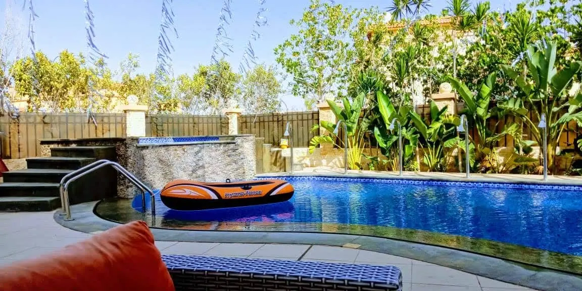 backyard pool ideas for families